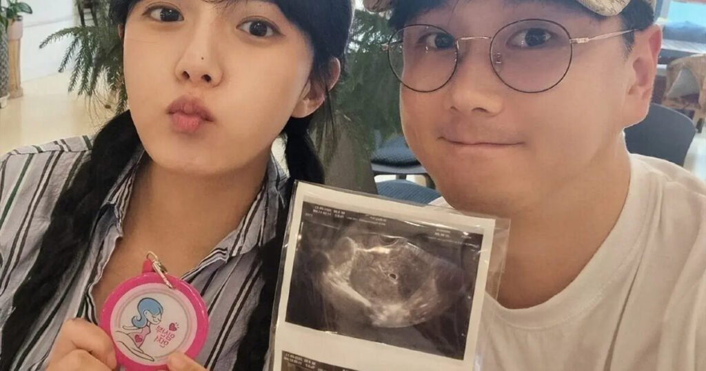 39-Year-Old Actress Kang Eun Bi Suffers Heartbreaking Miscarriage At 21 Weeks 39-Year-Old Actress Kang Eun Bi Suffers Heartbreaking Miscarriage At 21 Weeks