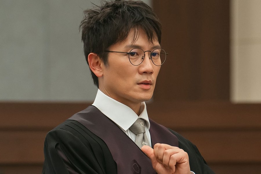 4 Of Ji Sung's Sharp Moments In Episodes 3-4 Of "The Judge Returns" 