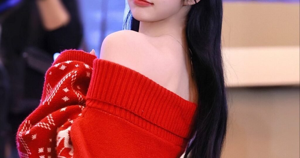 5th Gen Idol Wows With Model-Like Proportions At Airport