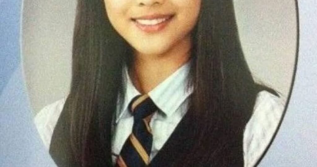 Actress’ Father Urges Her To Never Get Plastic Surgery – Here’s Why Actress' Father Urges Her To Never Get Plastic Surgery - Here's Why