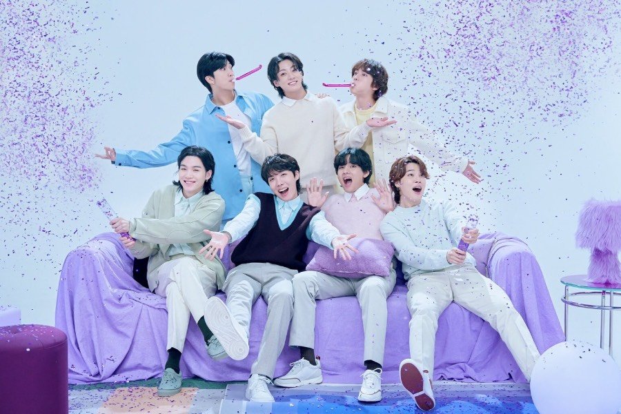 BTS Breaks Personal Record With Over 4 Million Stock Pre-Orders For Upcoming Album “ARIRANG” BTS Breaks Personal Record With Over 4 Million Stock Pre-Orders For Upcoming Album “ARIRANG”