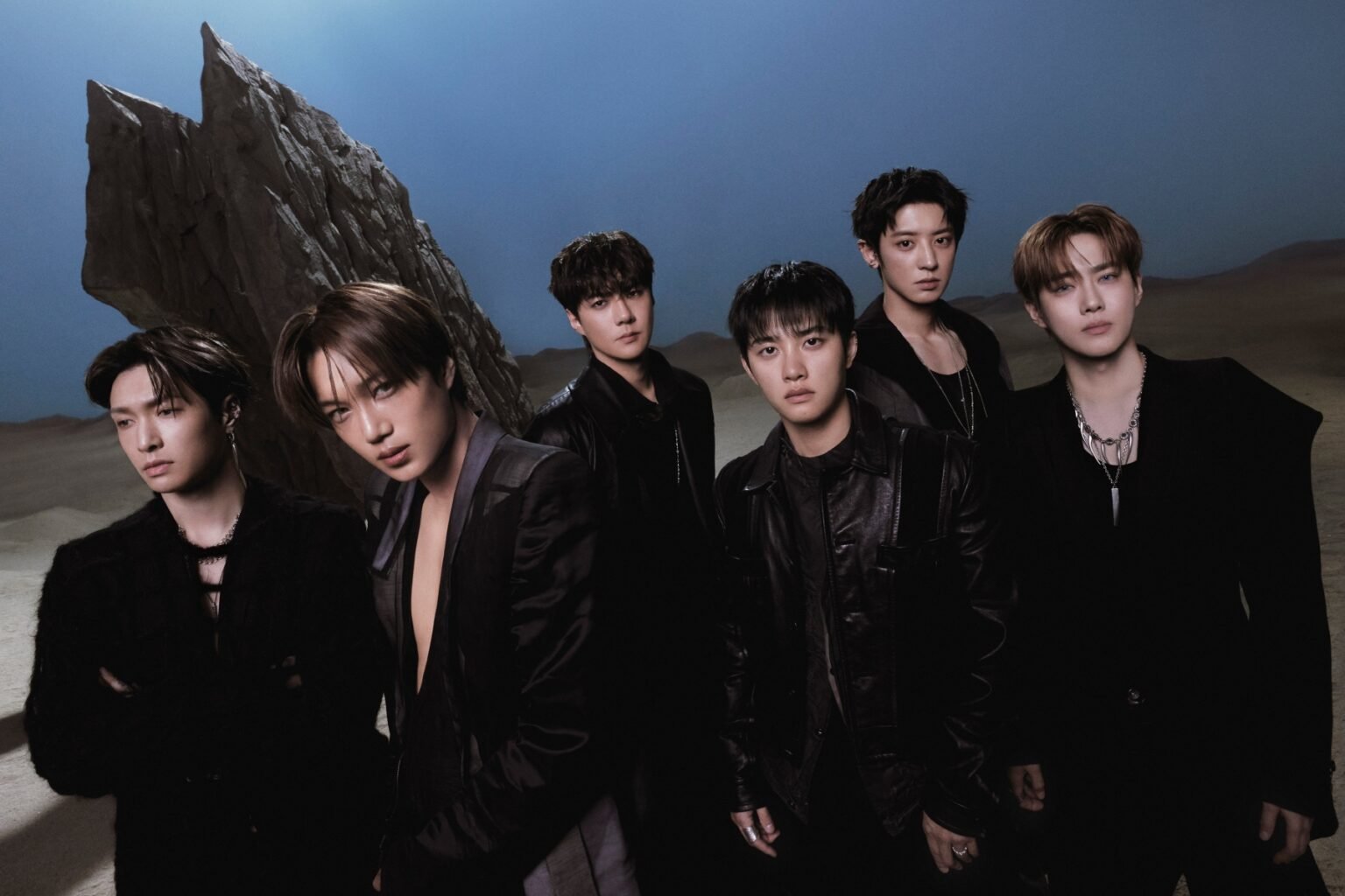 EXO Tops iTunes Charts All Over The World With "REVERXE"