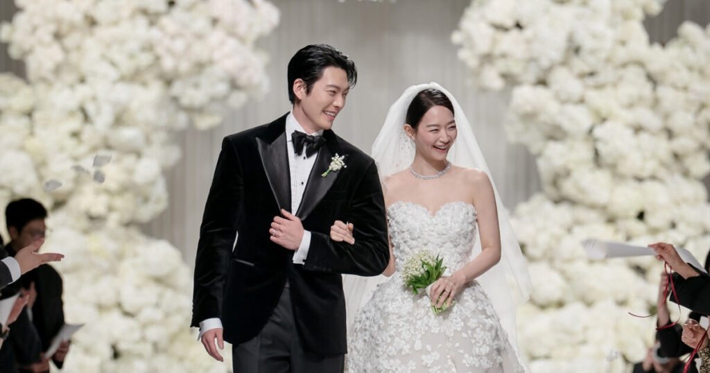 EXO's D.O. Reveals Behind-The-Scenes Stories Of Kim Woo Bin And Shin Min Ah's Wedding