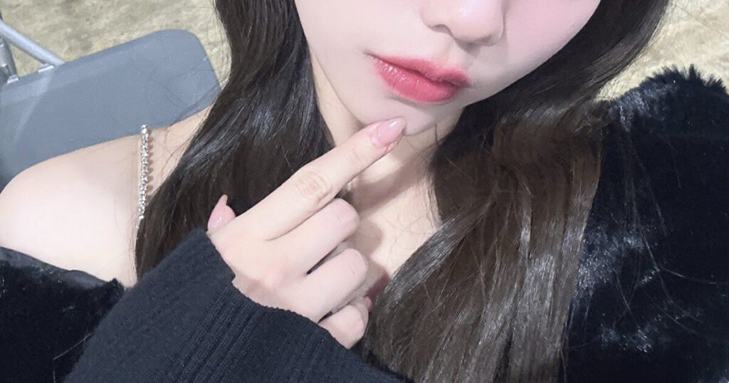 Female Idol Leaves Popular Girl Group After 9 Years 