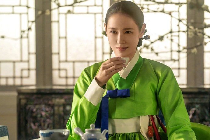 First Look at Son Ye Jin, Ji Chang Wook, and Nana in the K-drama Scandal Adapted from Movie Untold Scandal