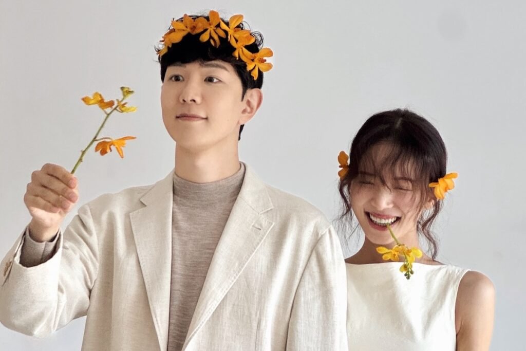 "Heart Signal 4" Participant Kim Ji Young Announces Marriage And Pregnancy