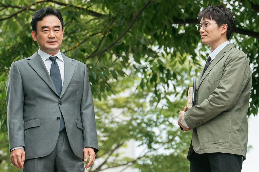 Ji Sung’s Unpredictable Action Leaves Jung Hee Tae Flustered In “The Judge Returns” Ji Sung’s Unpredictable Action Leaves Jung Hee Tae Flustered In “The Judge Returns”