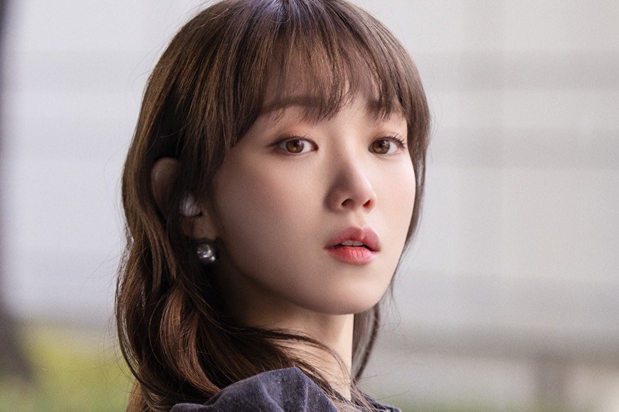 Lee Sung Kyung On Playing Emotionally Guarded Designer In “In Your Radiant Season,” Working With Chae Jong Hyeop, And More Lee Sung Kyung On Playing Emotionally Guarded Designer In “In Your Radiant Season,” Working With Chae Jong Hyeop, And More
