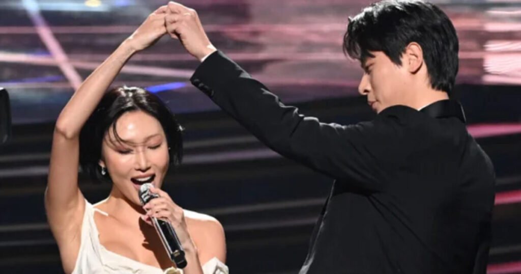 MAMAMOO’s Hwasa Directly Speaks Out On Viral Video With Park Jung Min