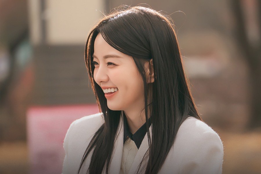 Nam Sang Ji Is A Bright College Student Before Tragedy Drives Her Toward Revenge In “Pearl In Red”