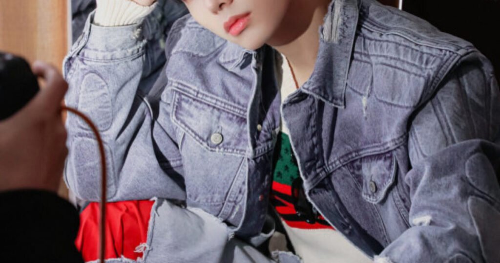 Popular Idol Unexpectedly Tunes In To Fans’ Super Honest Feedback About Him