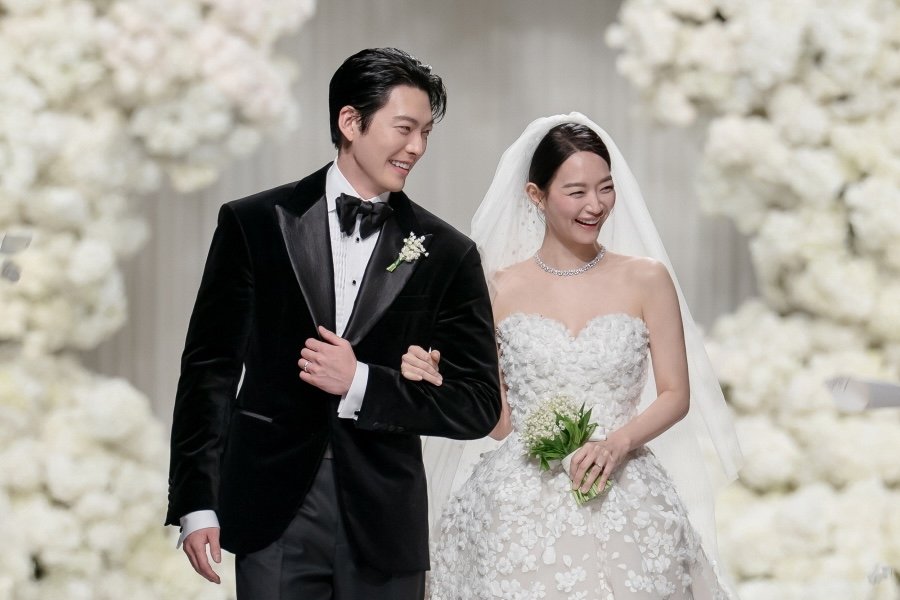Shin Min Ah And Kim Woo Bin’s Agency Confirm They Are On Their Honeymoon Shin Min Ah And Kim Woo Bin's Agency Confirm They Are On Their Honeymoon