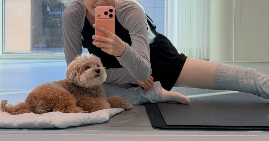 Singer-Actress Shows Off Her Slim Body Less Than A Year After Giving Birth Singer-Actress Shows Off Her Slim Body Less Than A Year After Giving Birth