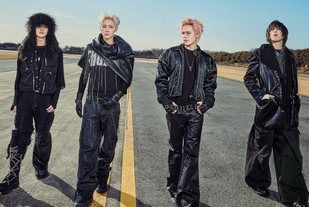 Song Review: AxMxP – PASS