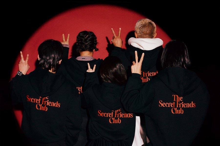 “The Secret Friends Club” Starring Jennie, Dex, Choo Sung Hoon, And More Confirms Premiere Date With Poster “The Secret Friends Club” Starring Jennie, Dex, Choo Sung Hoon, And More Confirms Premiere Date With Poster