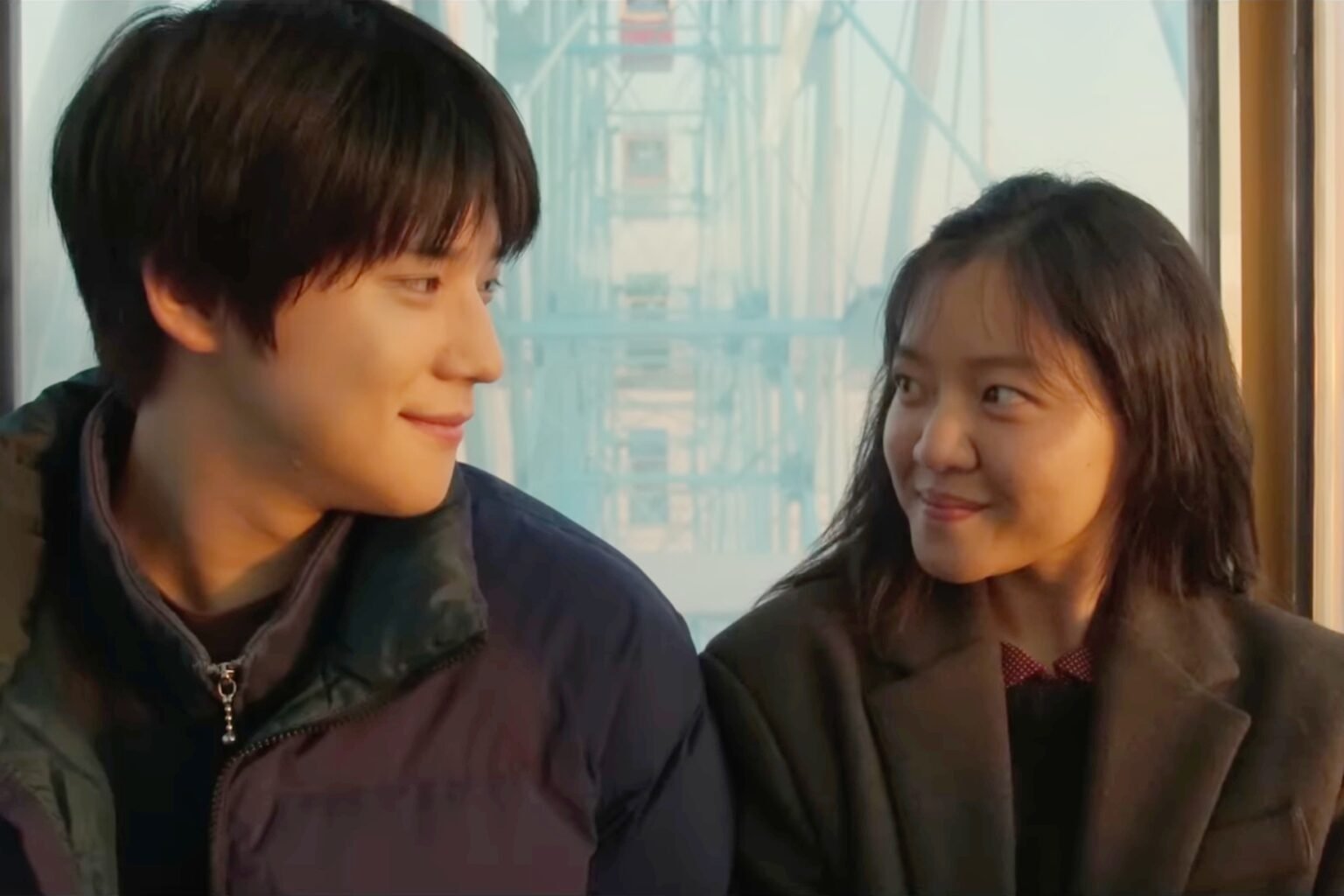 Watch: Moon Sang Min Falls In Love With Go Ah Sung In Trailer For New Film “Pavane” Watch: Moon Sang Min Falls In Love With Go Ah Sung In Trailer For New Film "Pavane"