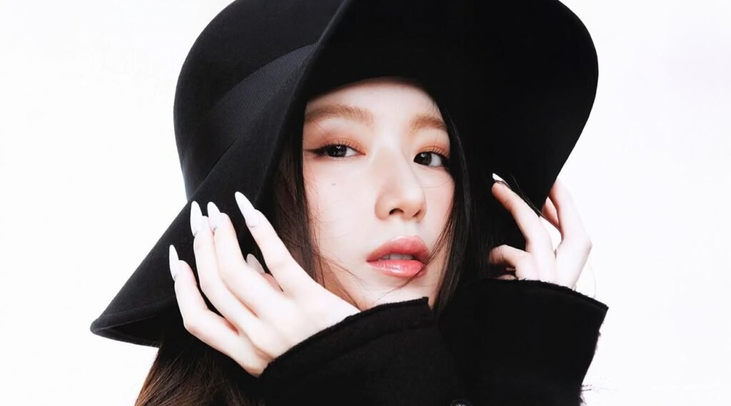 i-dle – Esquire Korea (January 2026 Digital Issue Cover & Pictorial) (G)I-DLE on the Esquire Korea January 2026 digital cover — bold fashion meets innovation.