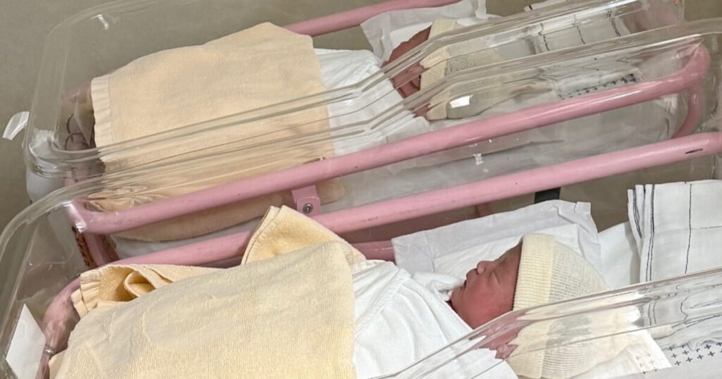 3rd Gen K-Pop Idol Gives Birth To Twins