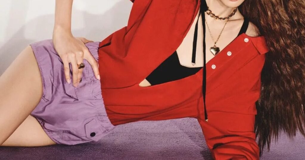 5th Gen Idol Shocks With Model-Like Proportions 5th Gen Idol Shocks With Model-Like Proportions