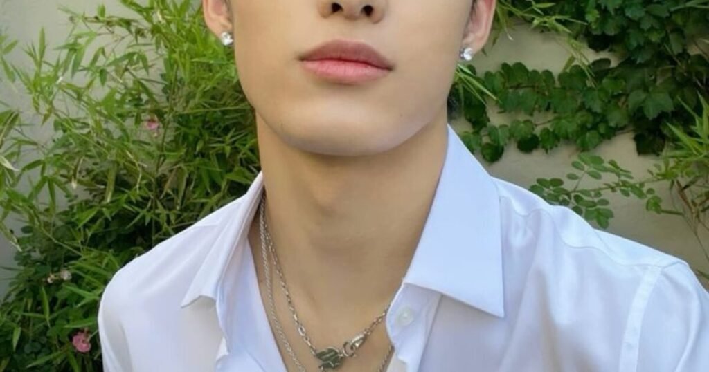 5th Gen Male Idol Directly Encourages LGBTQ+ Fan To Be Confident 5th Gen Male Idol Directly Encourages LGBTQ+ Fan To Be Confident