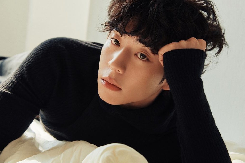 Chae Jong Hyeop Dishes On “In Your Radiant Season” And Working With Lee Sung Kyung Chae Jong Hyeop Dishes On "In Your Radiant Season" And Working With Lee Sung Kyung