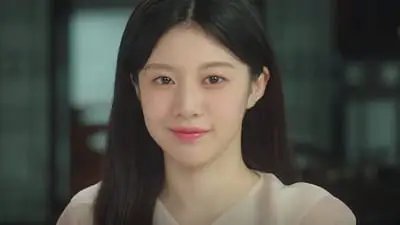 Go Youn Jung Accepts Starring Role in "We Are All Trying Here"