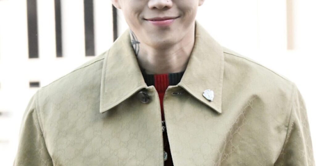 Jay Park's Airport Appearance Becomes A Hot Topic