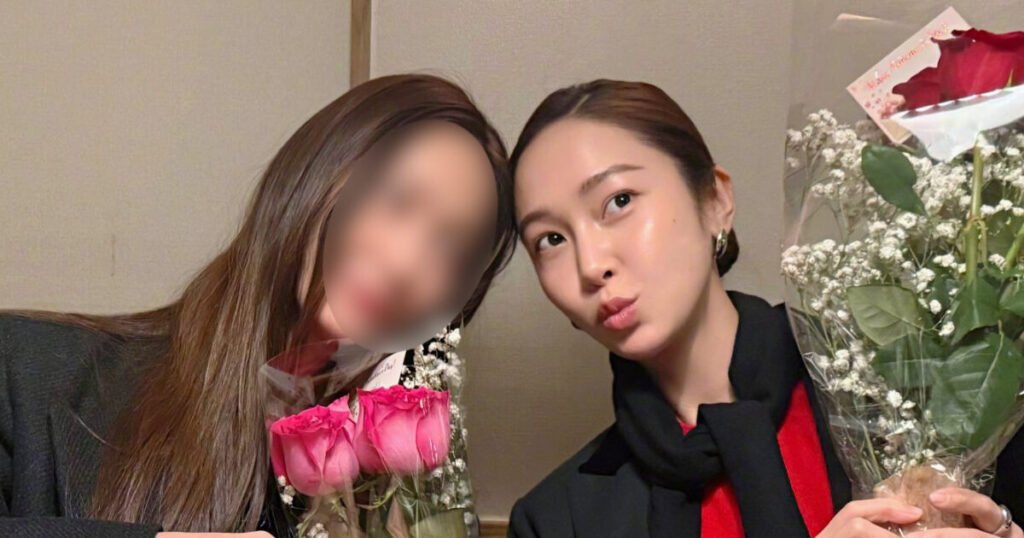 Jessica Jung Spotted In New York With “Popular Celebrity” Jessica Jung Spotted In New York With "Popular Celebrity"