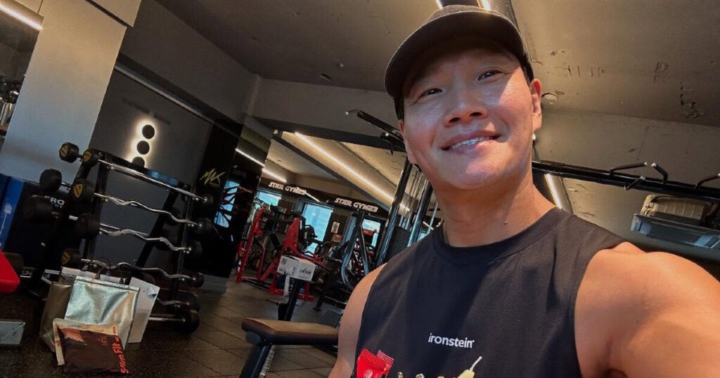 Kim Jong Kook Offers A Rare Glimpse Into His Married Life