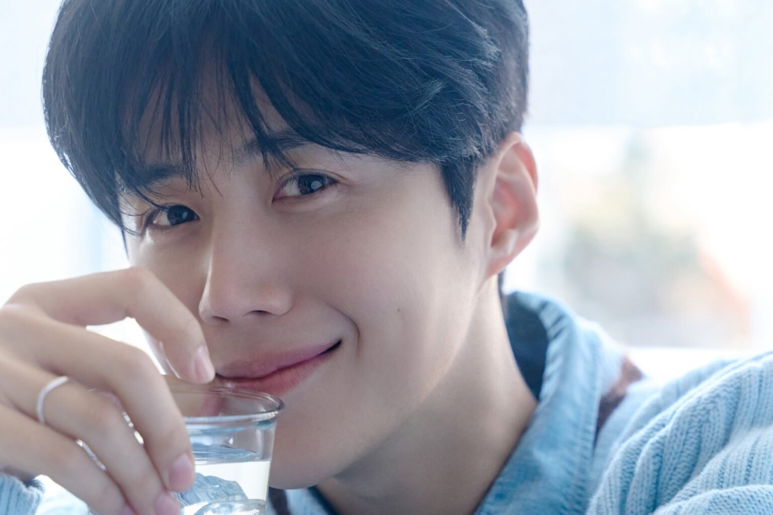 Kim Seon Ho Announces Stops For 2026 Fan Meeting Tour "LOVE FACTORY" In Asia