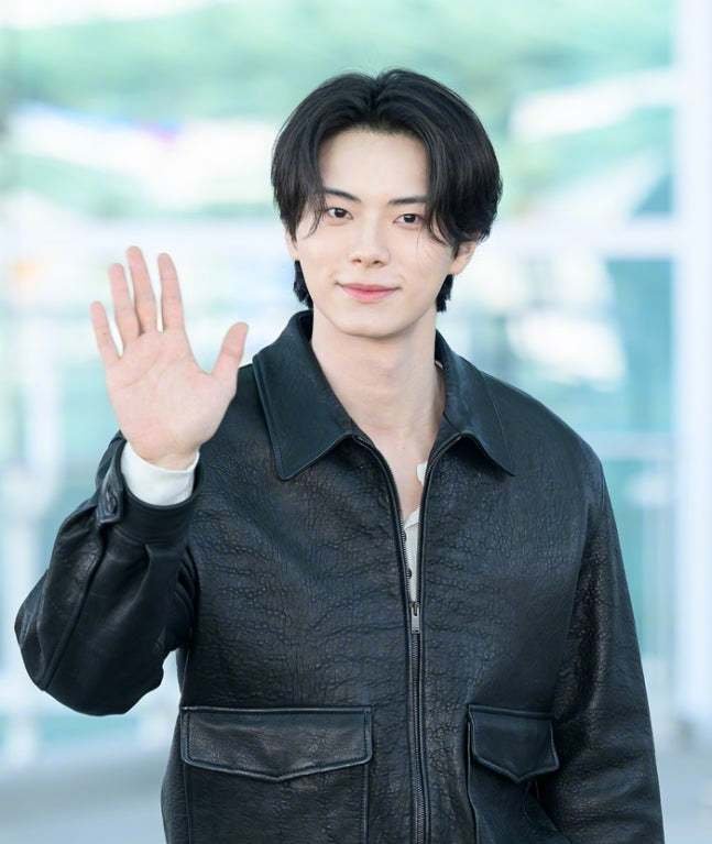 Lee Chae Min Considering New K-drama My Reason to Die Adapted From Webtoon Lee Chae Min Considering New K-drama My Reason to Die Adapted From Webtoon