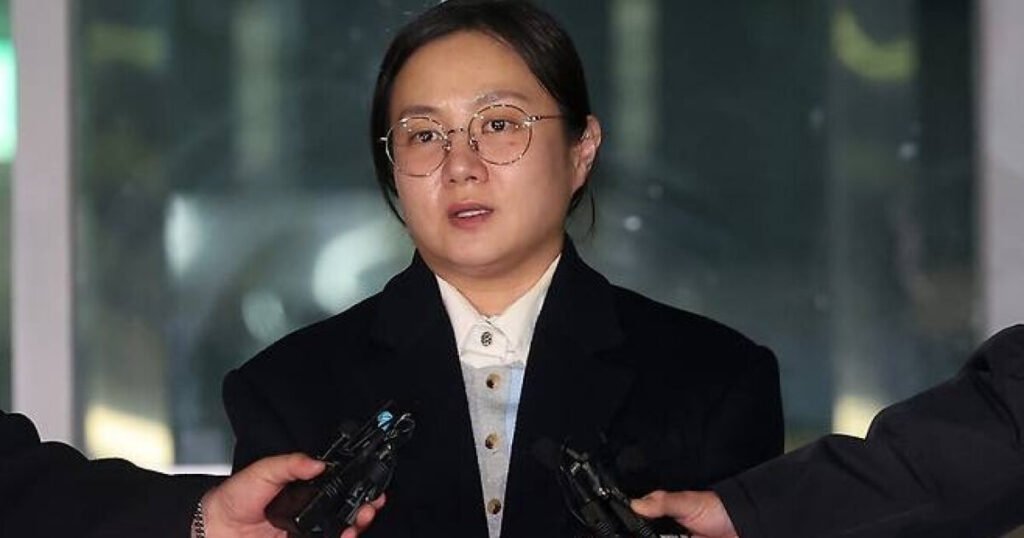 Park Na Rae Speaks To Media After Being Questioned As A Suspect