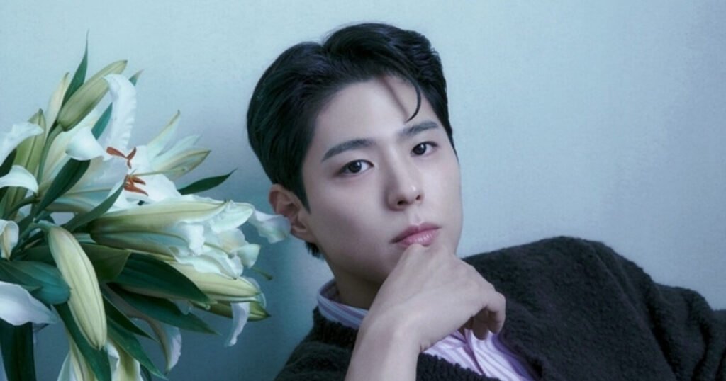 Popular MC Exposes Text Messages Sent By Park Bogum, Revealing His True Personality