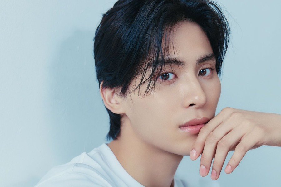 SF9’s Taeyang Announces Military Enlistment Date SF9's Taeyang Announces Military Enlistment Date