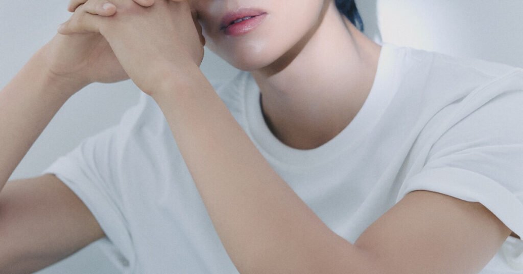 "Single’s Inferno 5" Contestant To Co-Star In New K-Drama With Actor Kim Woo Bin