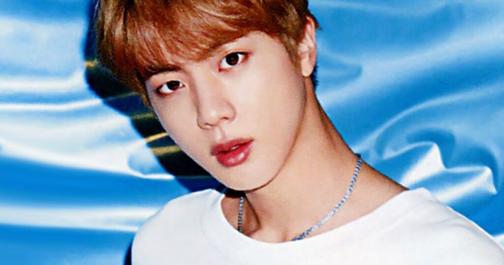 The Resurfaced BTS Photo That Gave ARMYs “Chills” The Resurfaced BTS Photo That Gave ARMYs “Chills”