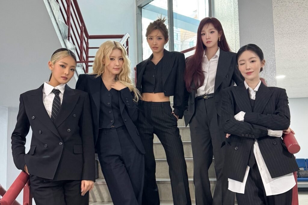 Watch: i-dle Takes 3rd Win For “Mono” On “Inkigayo”; Performances By ATEEZ, KiiiKiii, And More Watch: i-dle Takes 3rd Win For "Mono" On "Inkigayo"; Performances By ATEEZ, KiiiKiii, And More
