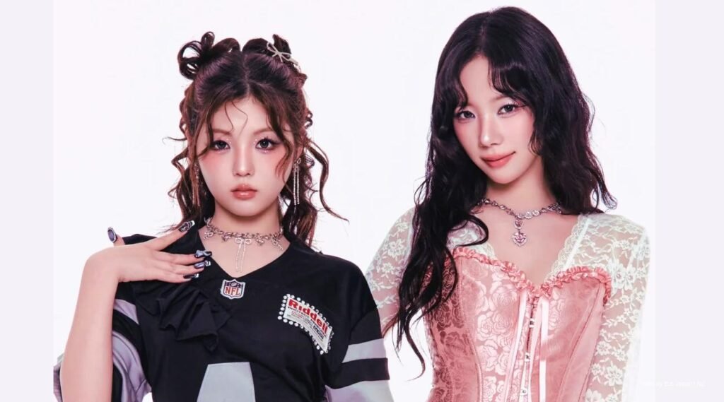 CLASS:y posing in OHT He♡rt Heist jewelry, blending edgy K‑pop styling with romantic punk accessories in a cinematic studio shot.