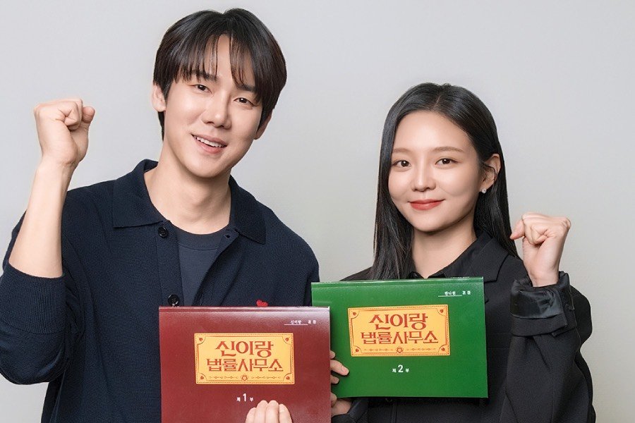 Yoo Yeon Seok, Esom, And More Kick Off Script Reading For New Fantasy Legal Drama “Phantom Lawyer”