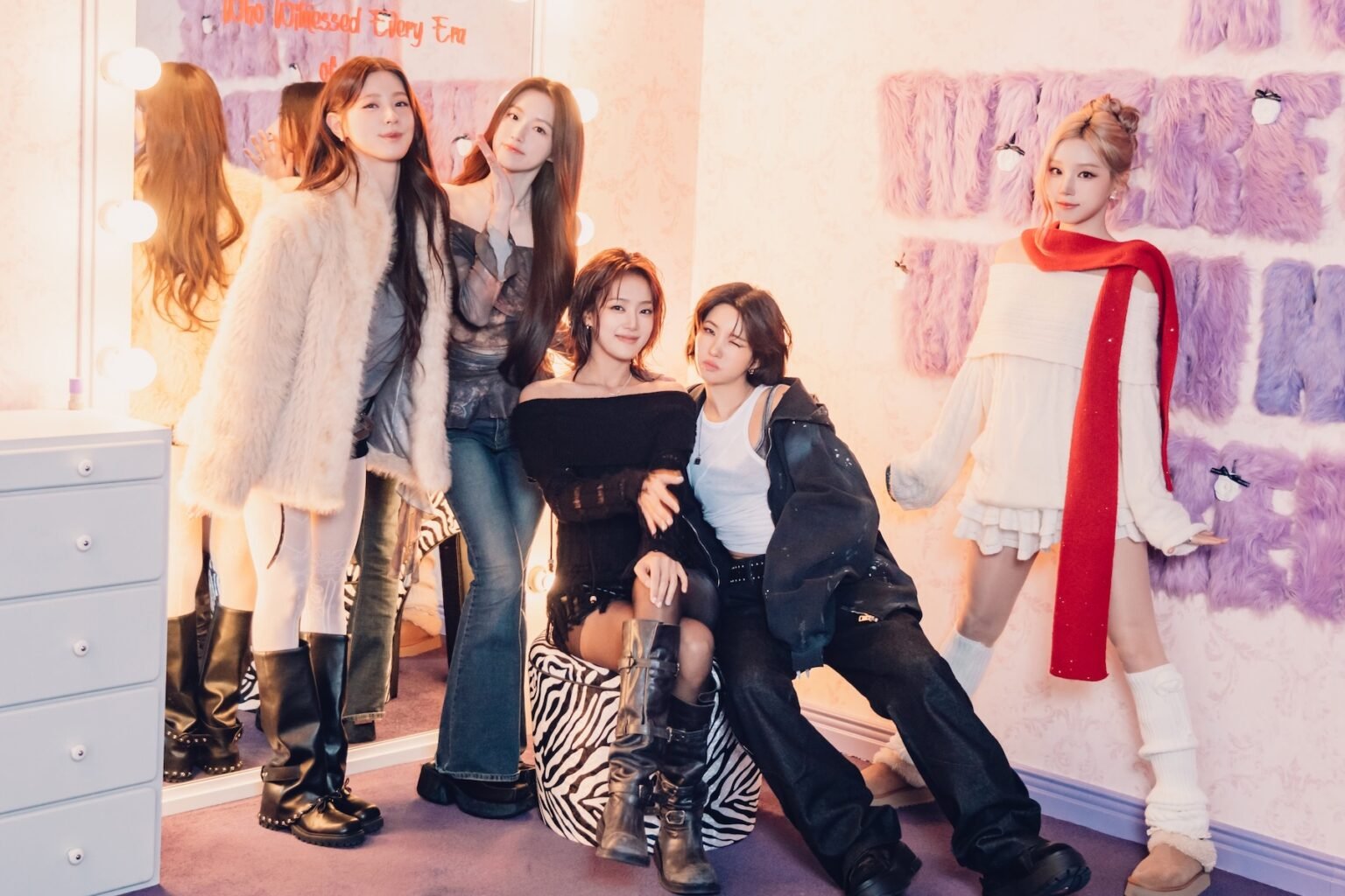 i-dle Reveals Version 3 Of Official Light Stick