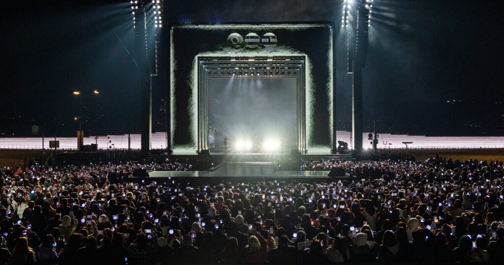 BTS Convey Their Gratitude Following Historic Gwanghwamun Concert BTS Convey Their Gratitude Following Historic Gwanghwamun Concert