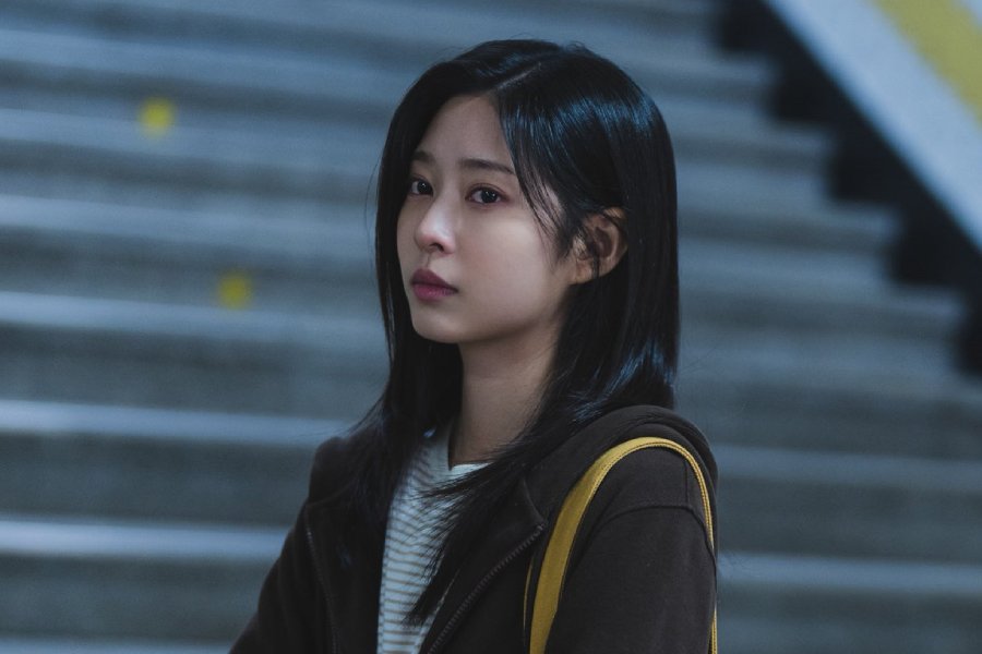 Kim Min Ju Reflects On Playing A Pure-Hearted Character Who Grows Through Life’s Challenges In “Still Shining”