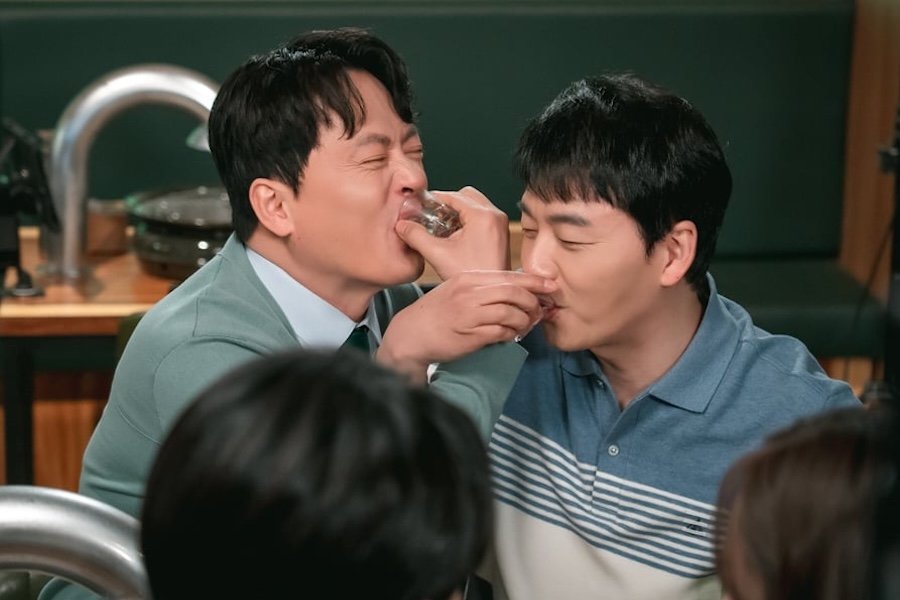 Kim Seung Soo And Kim Hyung Mook's Rivalry Suddenly Takes A Positive Turn In "Recipe For Love"