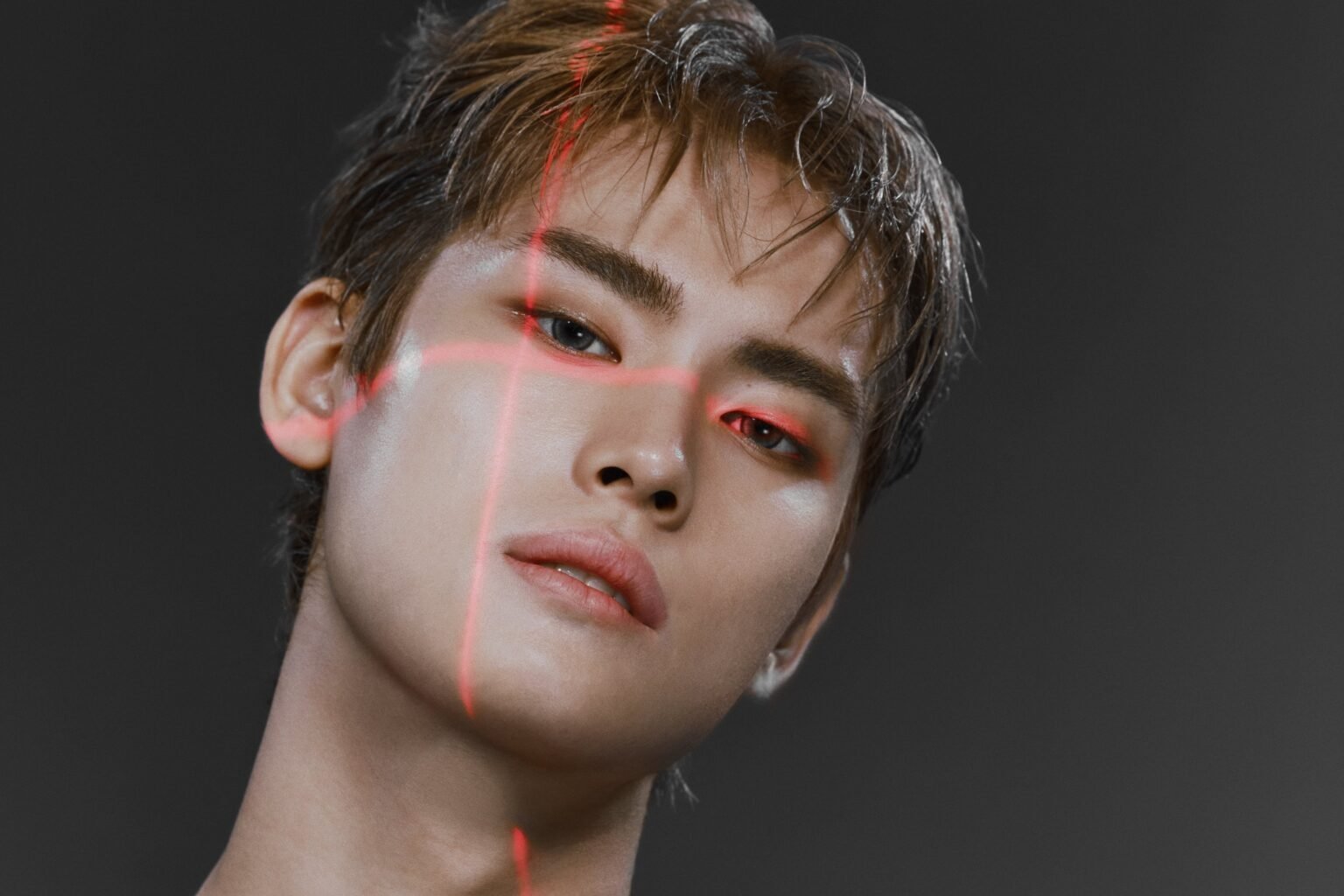 NEWBEAT’s Jeon Yeoyeojeong Ruptures Ligament During Performance NEWBEAT's Jeon Yeoyeojeong Ruptures Ligament During Performance