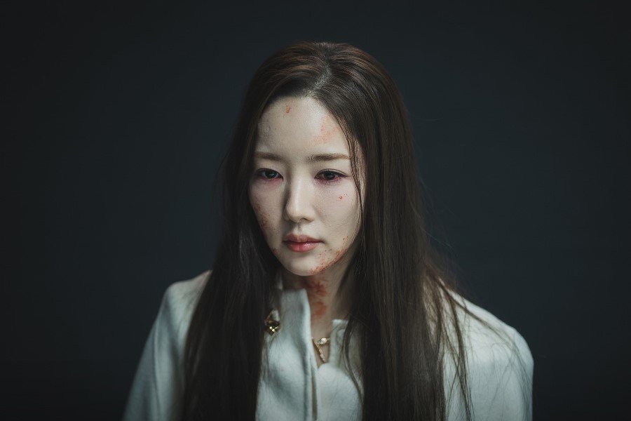 Park Min Young Becomes A Prime Suspect In “Siren’s Kiss” Park Min Young Becomes A Prime Suspect In “Siren’s Kiss”