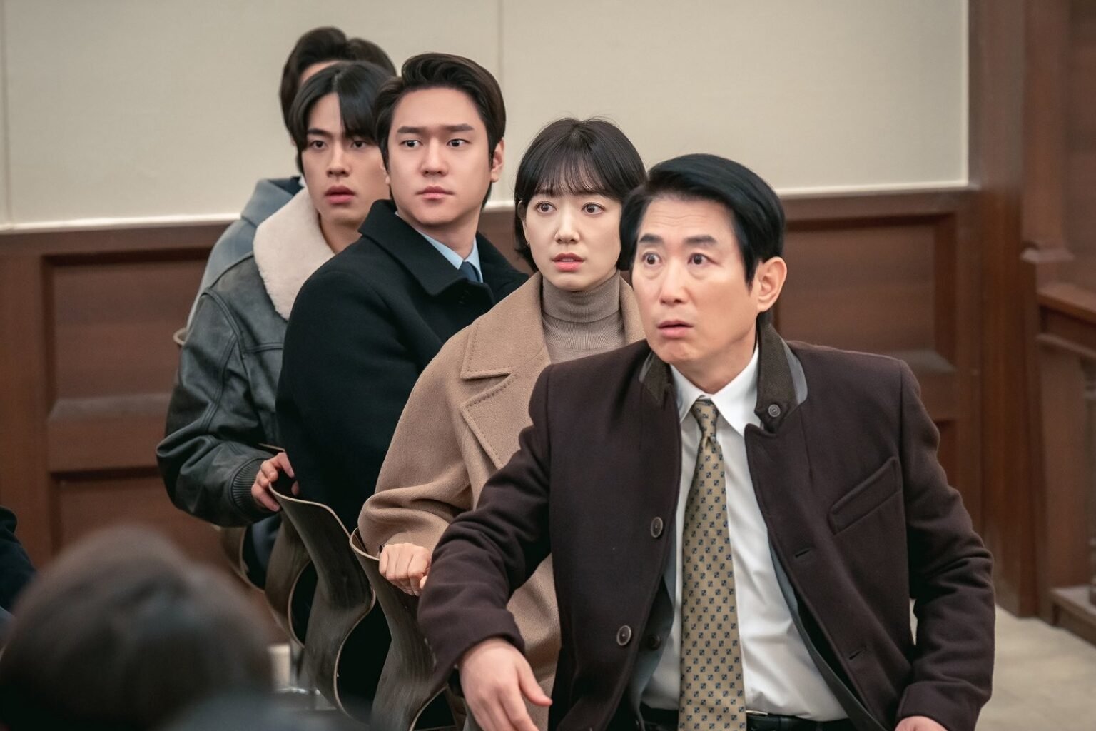 Park Shin Hye Is Shocked By A Surprise Witness During Courtroom Showdown In "Undercover Miss Hong" Finale