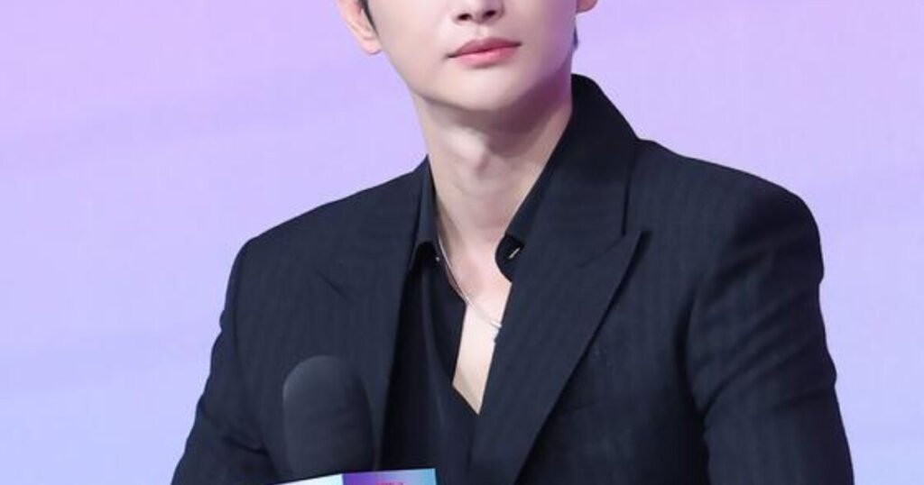 Popular Actor’s “Unexpected” Past Triggers Massive Reactions