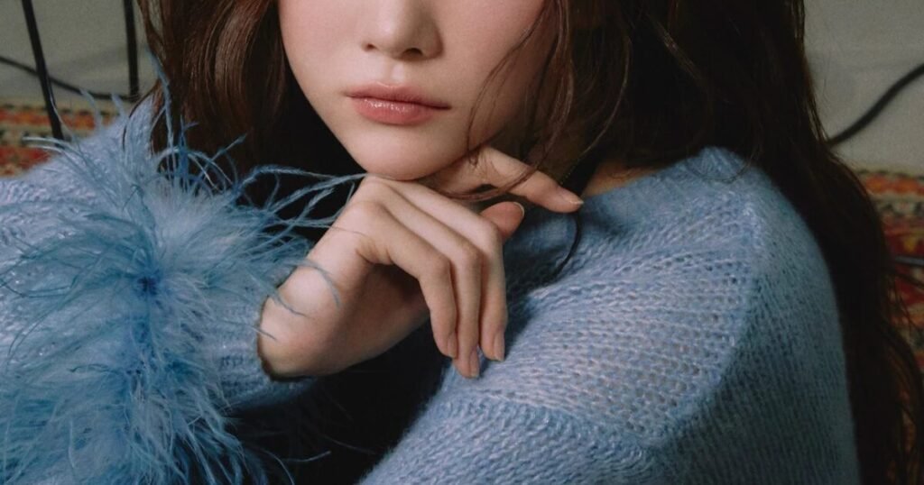 Popular K-Pop Girl Group Member Admits To Cutting Contact With Parents