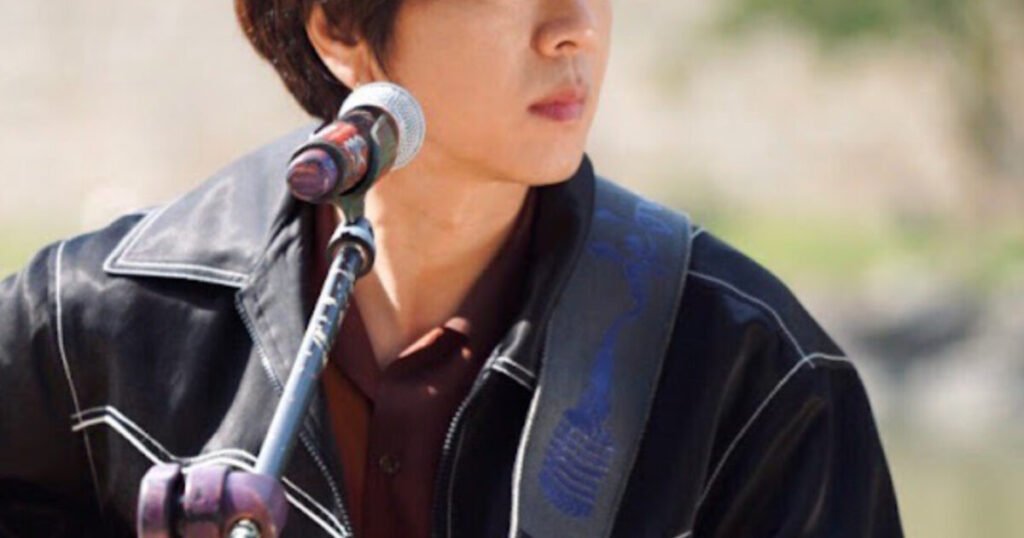 Popular Singer Kissing Daughter Inappropriately Sparks Massive Backlash Popular Singer Kissing Daughter Inappropriately Sparks Massive Backlash