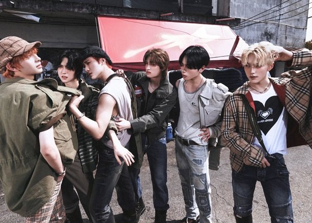 Song Review: DAILY:DIRECTION – Self